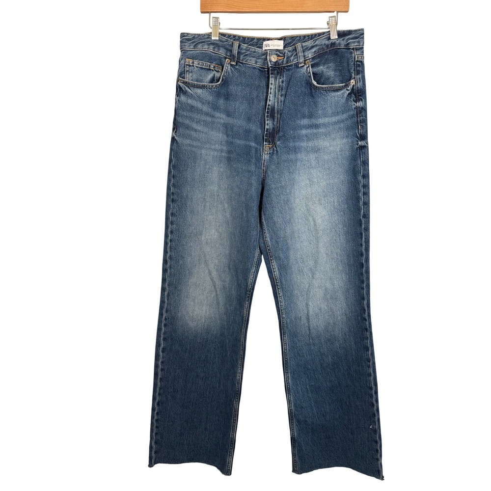 Zara Women's Wide Leg Blue Denim Jeans Size 14 High Rise Raw Hem Casual Relaxed